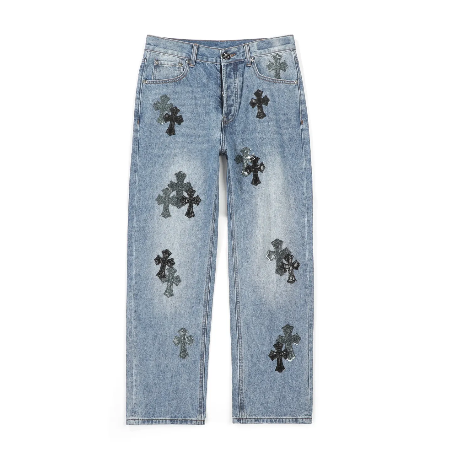 P260 Chromehearts washed blue starry sky crocodile patch leather jeans adopt starry sky theme leather elements, mostly presented in the shape of a cross, with glitter on the leather surface. Unique design, simple and elegant details, exquisite workmanship, the entire trousers are neatly routed, and the details are in place! Ceiling-level jeans, a pair that is hard to find at the counter. About Zangyin, this is an extremely luxurious fashion brand that can also be called the aristocrat of the high street. It has always been an exclusive brand for some hipsters or the rich second generation. It is more luxurious and noble than ordinary high streets. It is more fashionable and individual than luxury brands. Top heavy industry fashion design has always been created in high street luxury style. Speaking of this style, Zangyin family and GU family are definitely the leading representative brands, especially the Zangyin family's creation of high street style. It has really achieved a state-of-the-art effect. The color system of this model is made of unique washed materials. It is already quite eye-catching. It is decorated with pink patchwork cross flowers, which cleverly highlights the charm of the brand. Secondly, this model adopts a classic high-waist cutting design, which highlights the long legs and fashionable temperament of the upper body. The brand is highly recognizable and the slim-fitting configuration is more suitable for daily wear. Personality, fashion, and specification interpretation are all at a glance. Needless to say, materials and craftsmanship. As an excellent craftsman brand, Zangyin’s requirements for details and craftsmanship are really perfect. The washed color of this model has gone through a lot of processes, not to mention the embellishment of the denim appliqués. It is also purely hand-made and sewn. Just like what they believe in, only hand-made things have soul and have the meaning of wearing. A top-notch heavy-duty fashionable denim item. Recommended by both hands. Size: 28/30/32/34/36 Waist: 73/78/83/88/93 Knee: 52/53.5/55/56.5/58 Pants length: 100/102/104/106/108